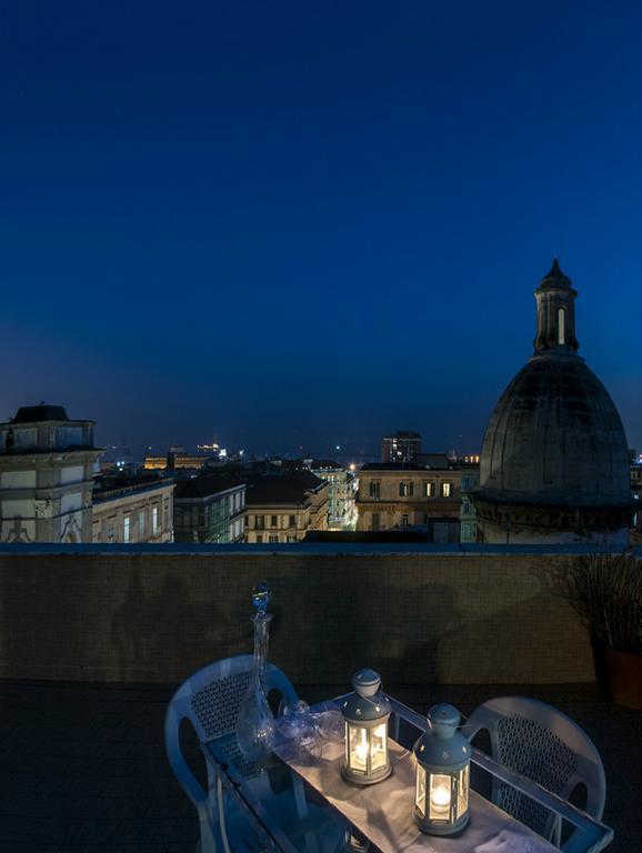 Rosy'S Hotel Napoli Bagian luar foto