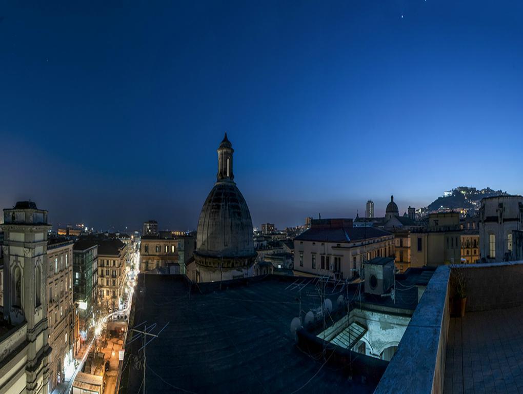 Rosy'S Hotel Napoli Bagian luar foto